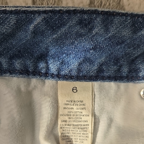 American Eagle Blue Jean Shorts Distressed Frayed - Picture 4 of 4